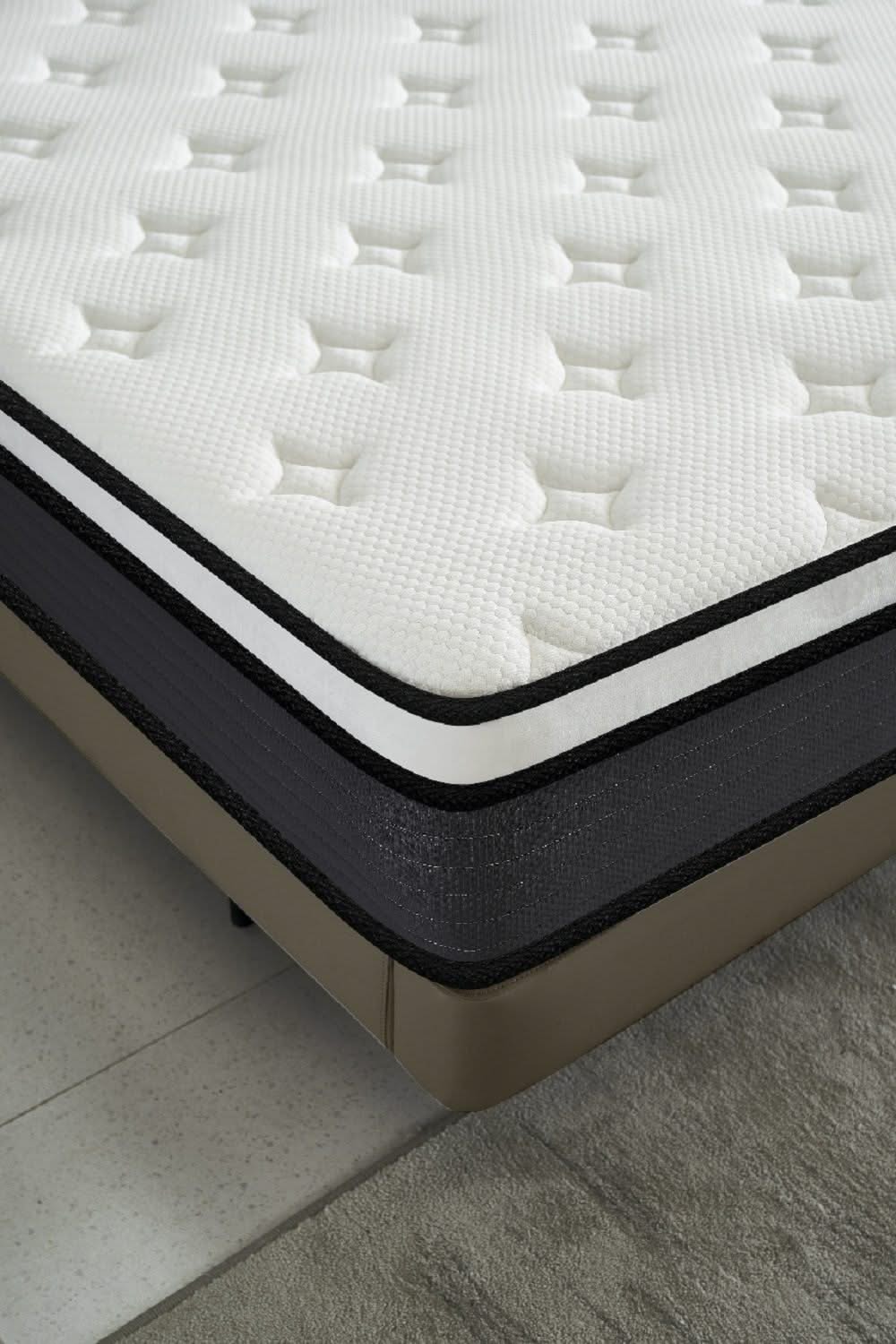 10" Hybrid Pillow Top Mattress A Box With Breathable And Hypoallergenic Design, Medium Firm For Lumbar Support - Image 4