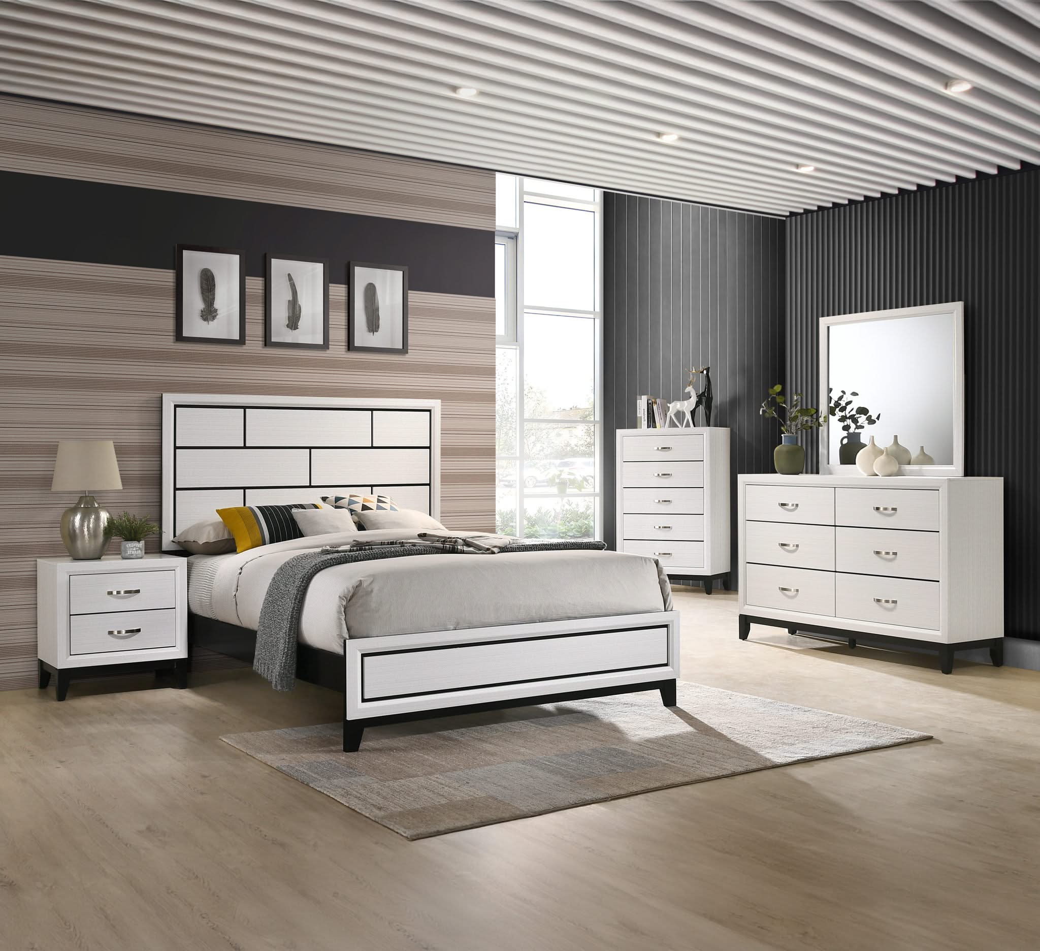 Akerson - King 4 Piece Bedroom Set - White