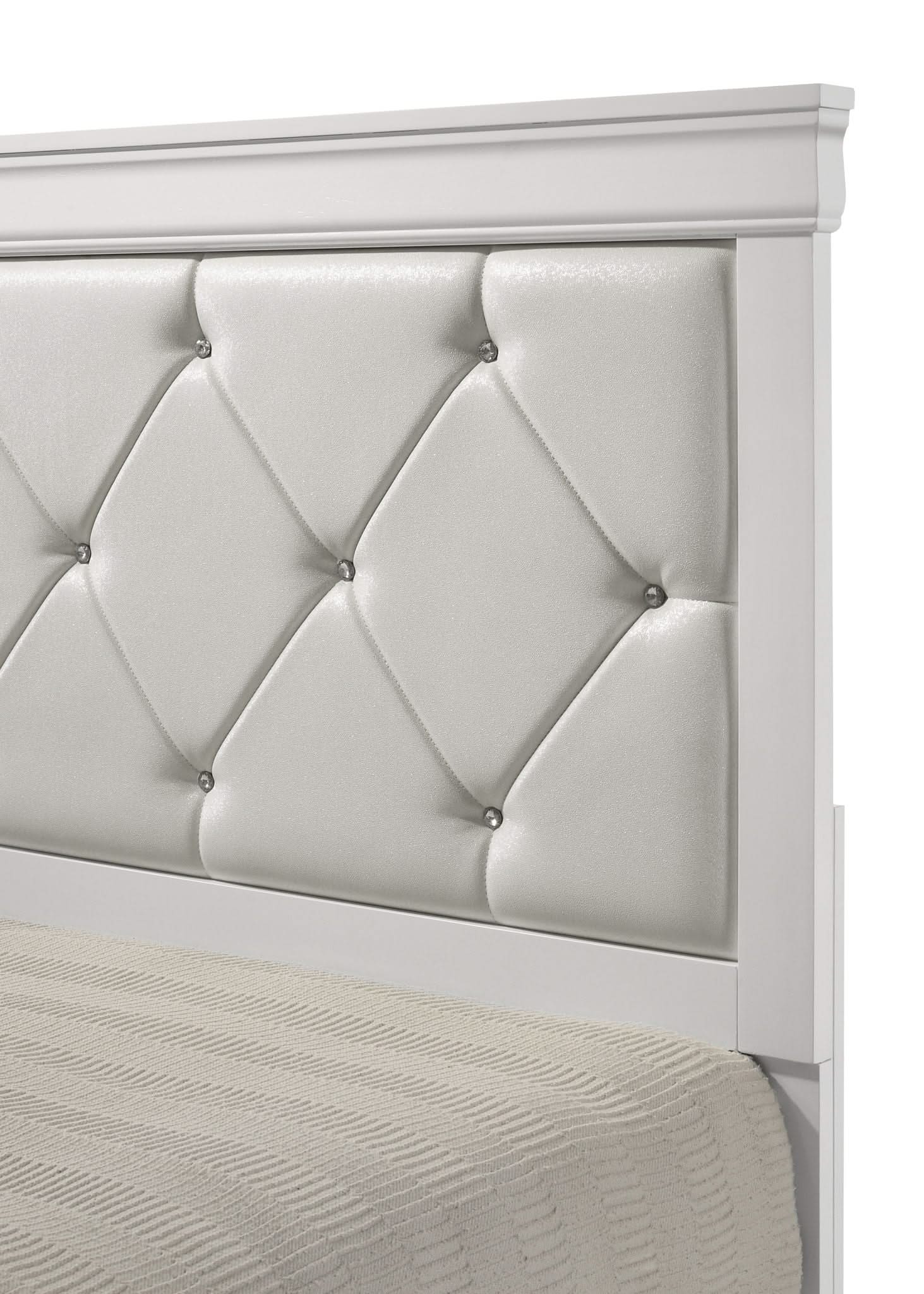 Amalia - Full 4 Piece Bedroom Set - White - Image 3