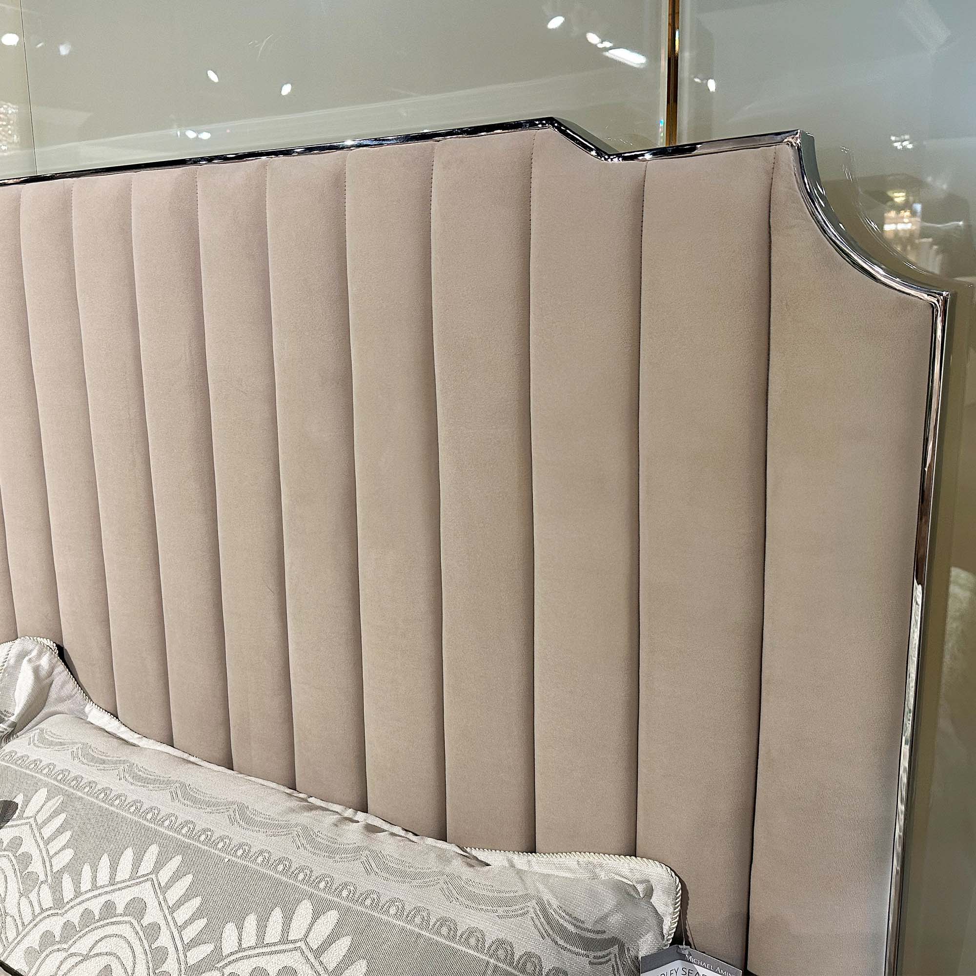 Signature Beds & Benches - Amaryllis Lift Up Storage Bed - Image 2