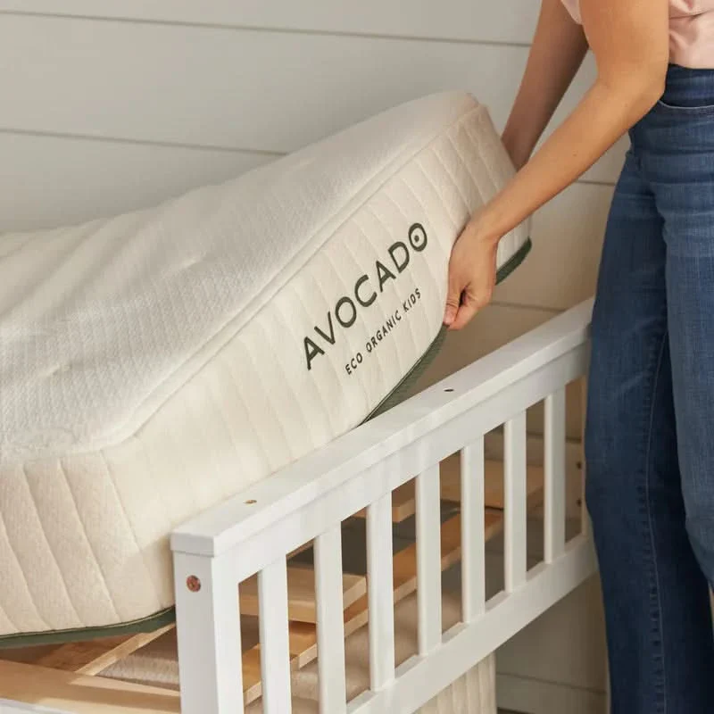 Avocado Eco Organic 7" Innerspring Kids Mattress - Image 4