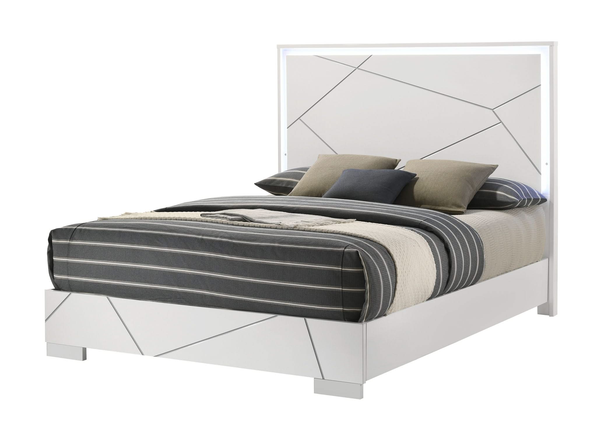 Ayla - Queen 5 Piece Bedroom Set - White - Image 4