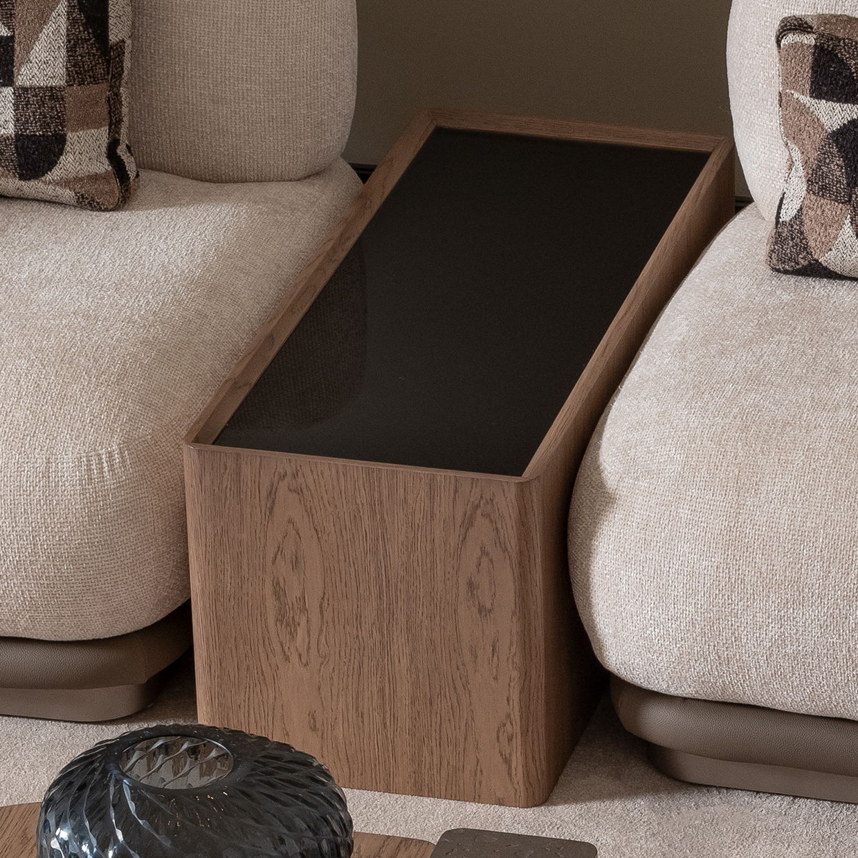 Bristol Point - Sectional Table - Saddle Brown - Image 3