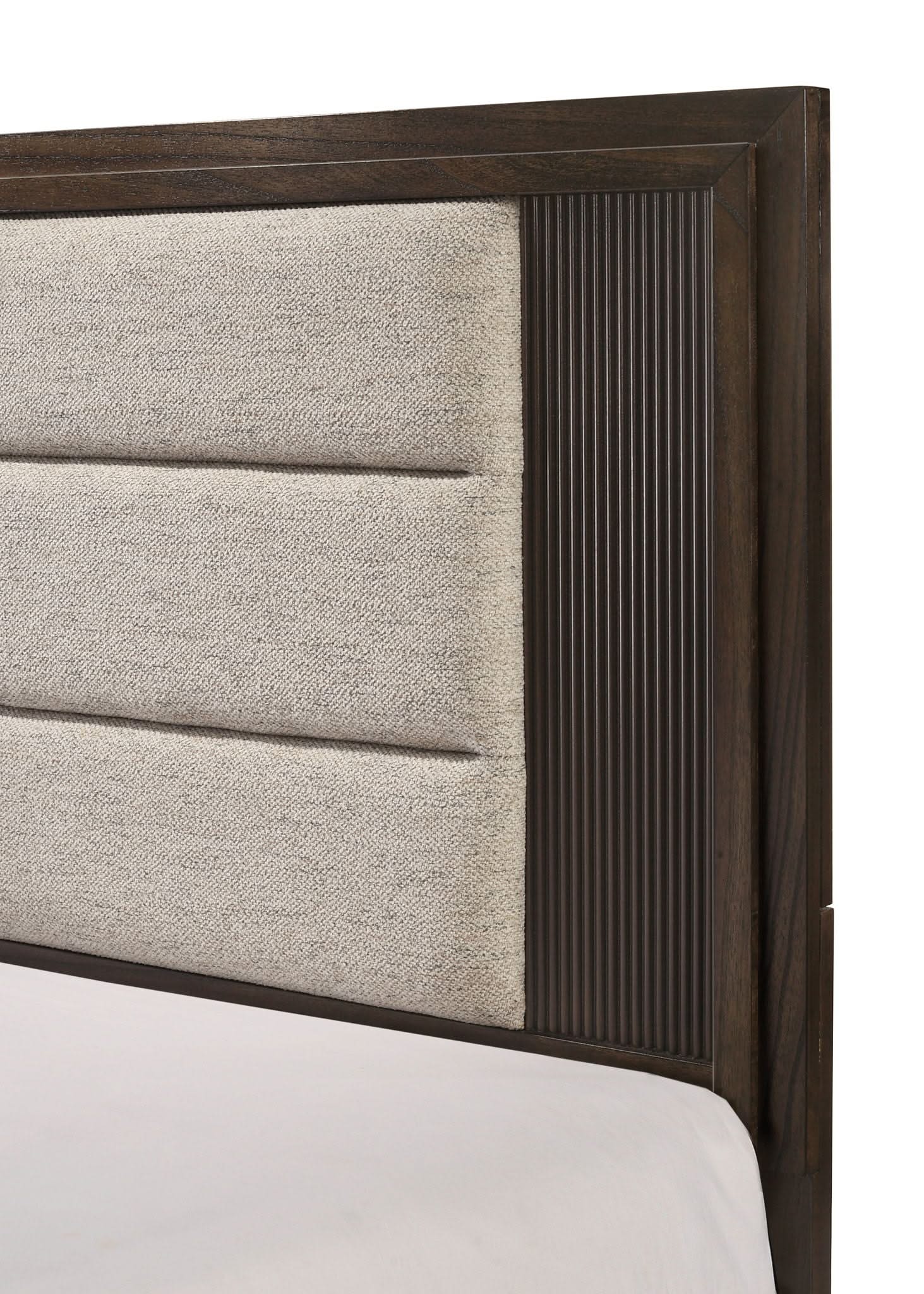 Carlton - Queen Bed - Brown - Image 3