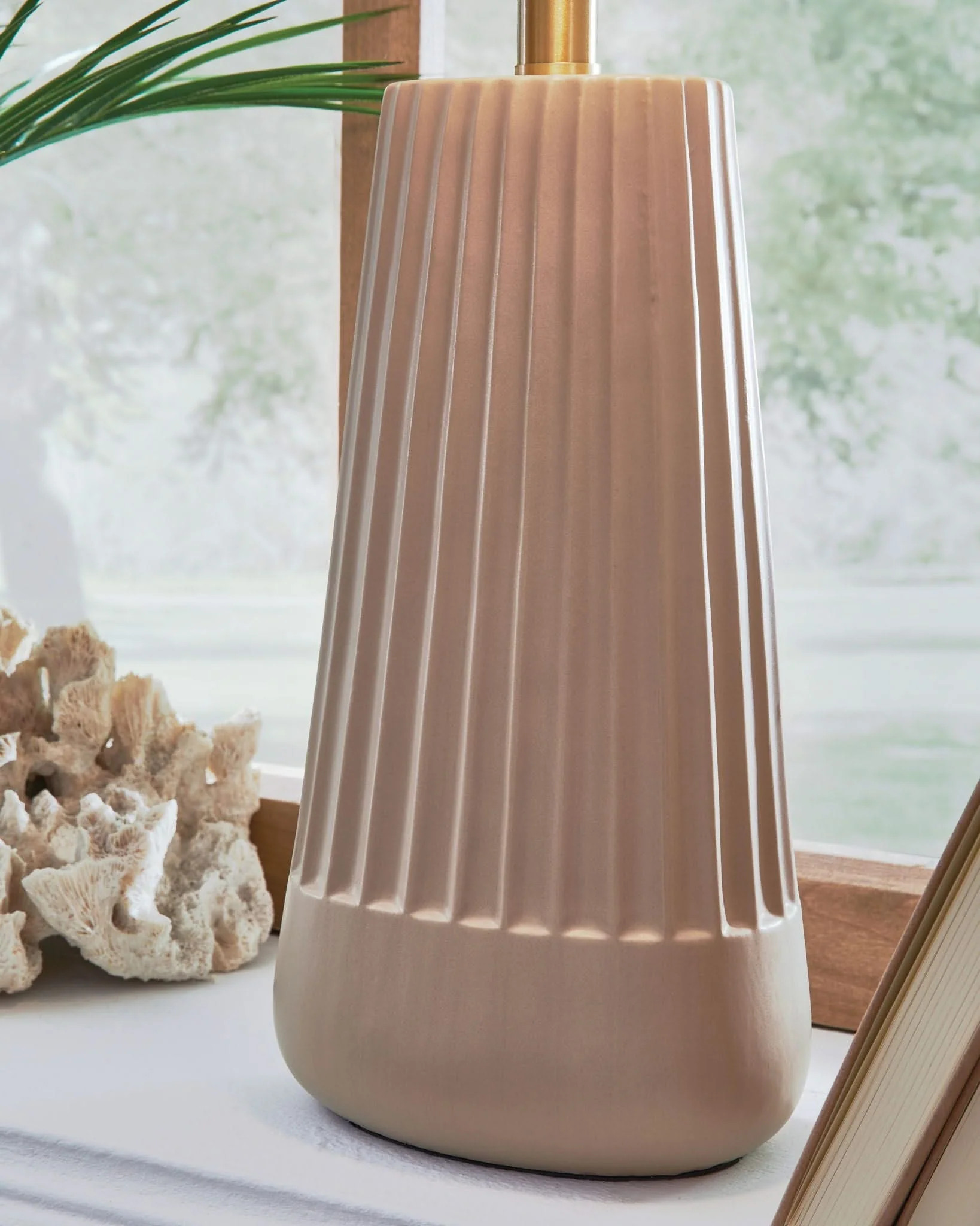 Dellner - Ceramic Table Lamp - Mocha - Image 2