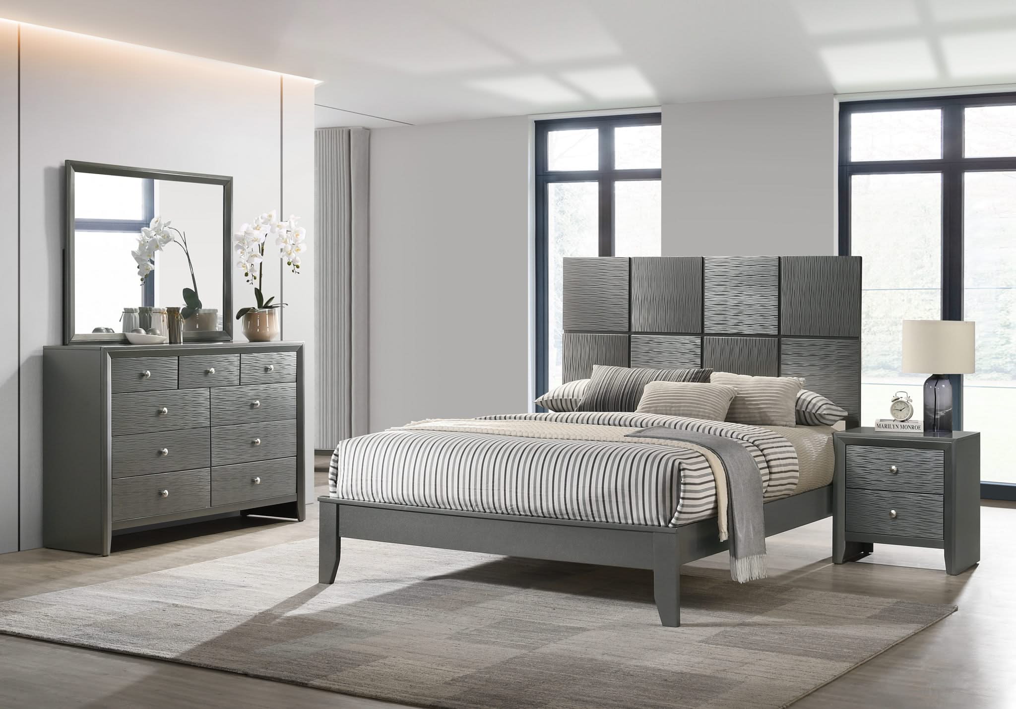 Denker - Queen 4 Piece Bedroom Set - Gun Metal