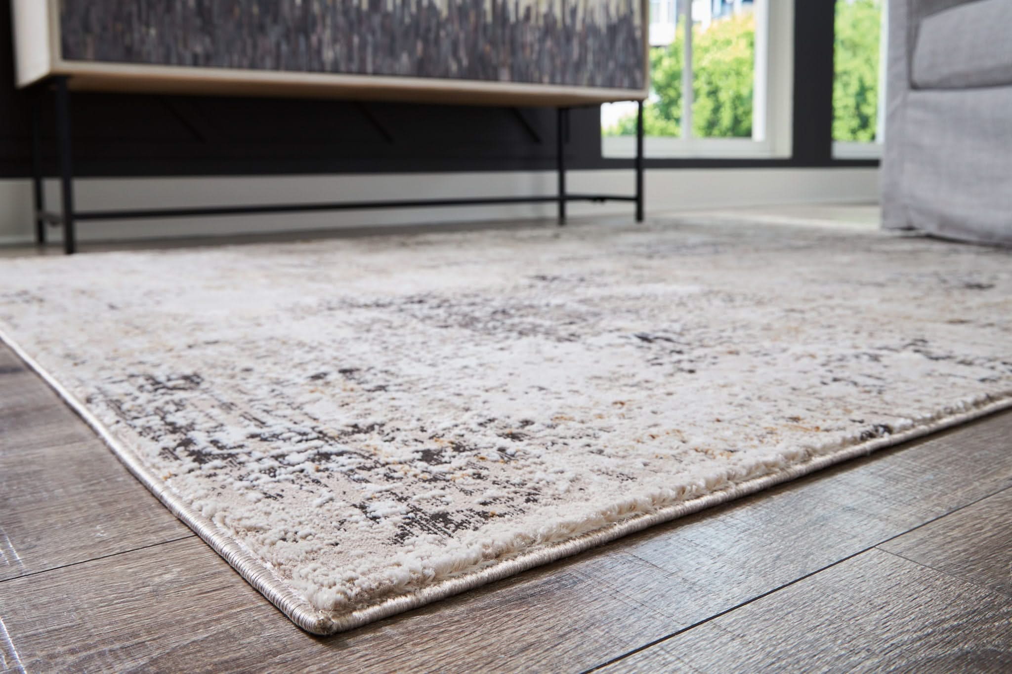Elaning - Rug - Image 3