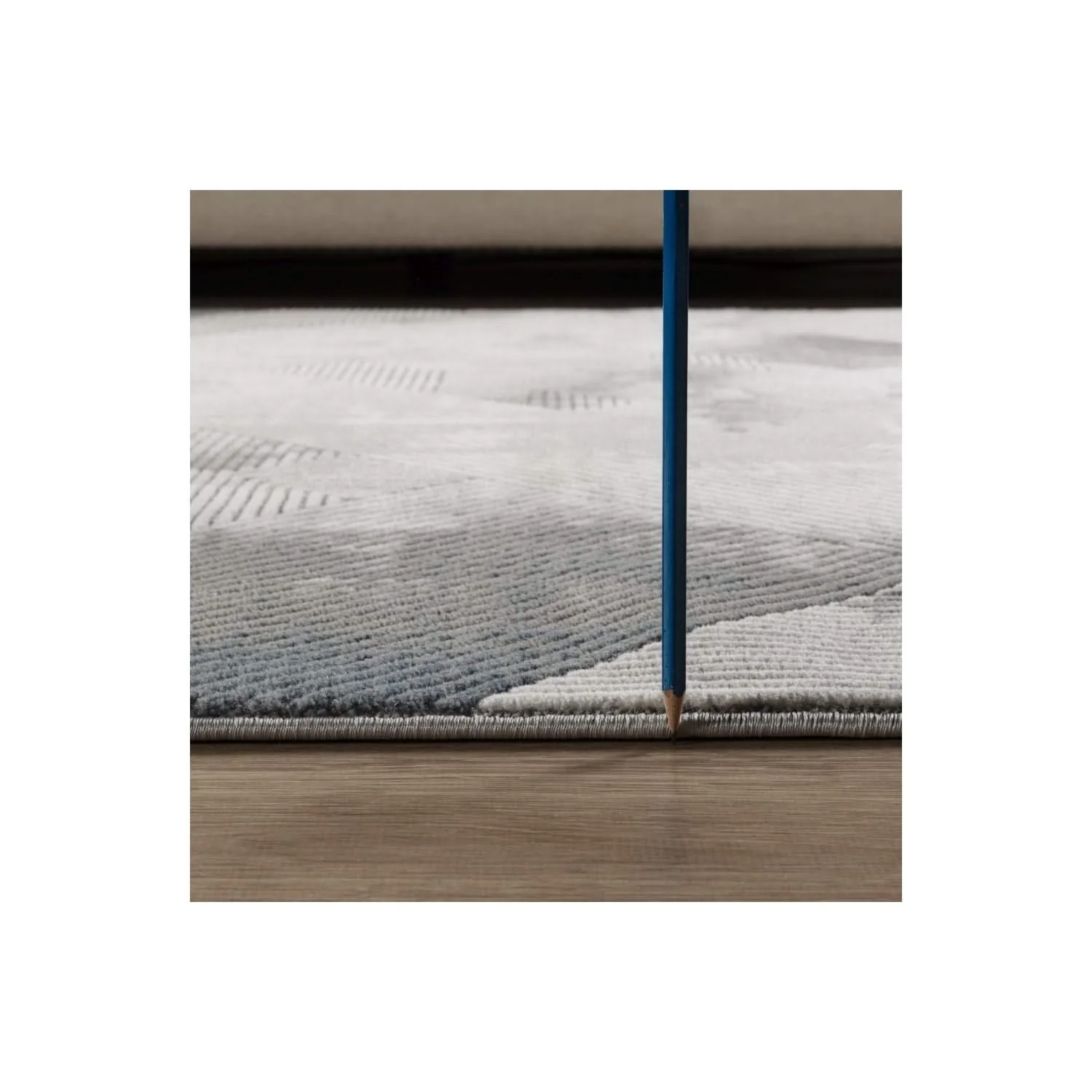 Geometrix - 5'3" X 7'3" Area Rug With Geometric 3D Effect - Ivory / Gray - Image 3