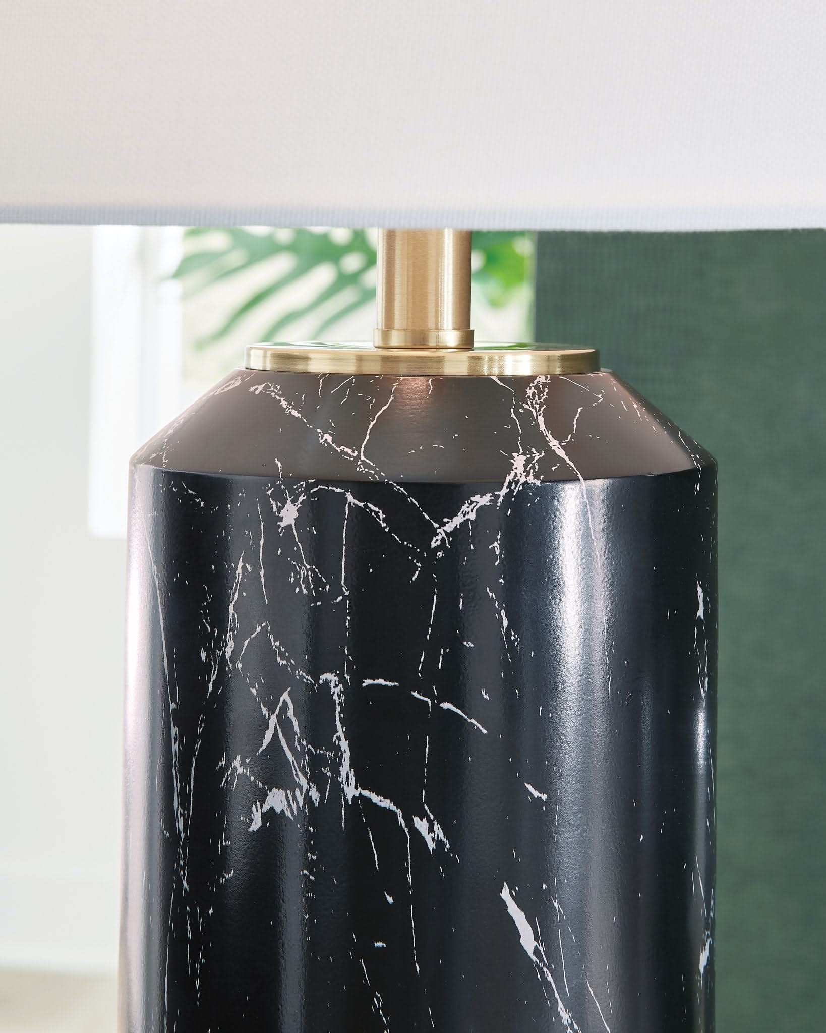 Hanzila - Poly Table Lamp - Black / Gold Finish - Image 4