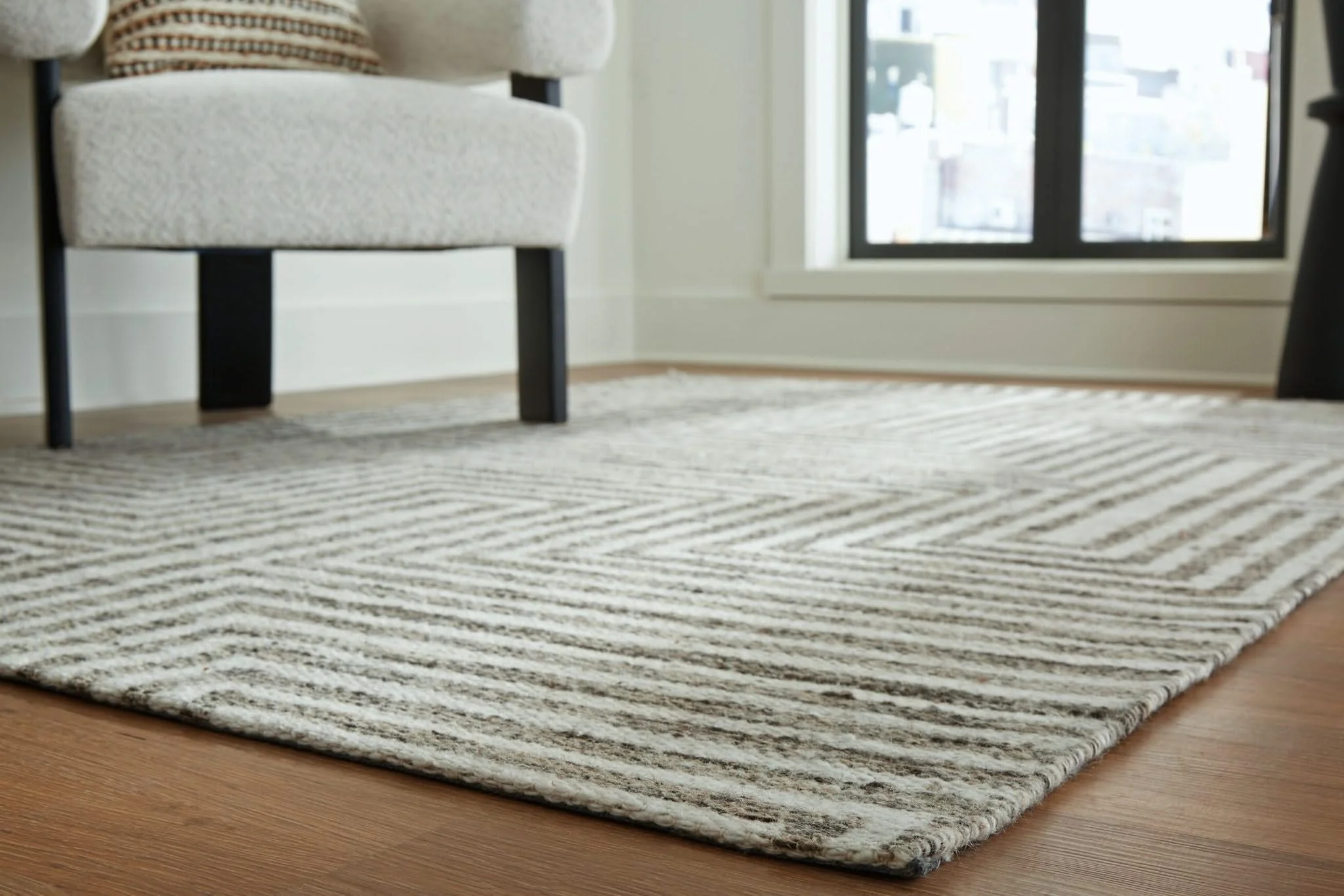 Jossen - Rug - Image 5