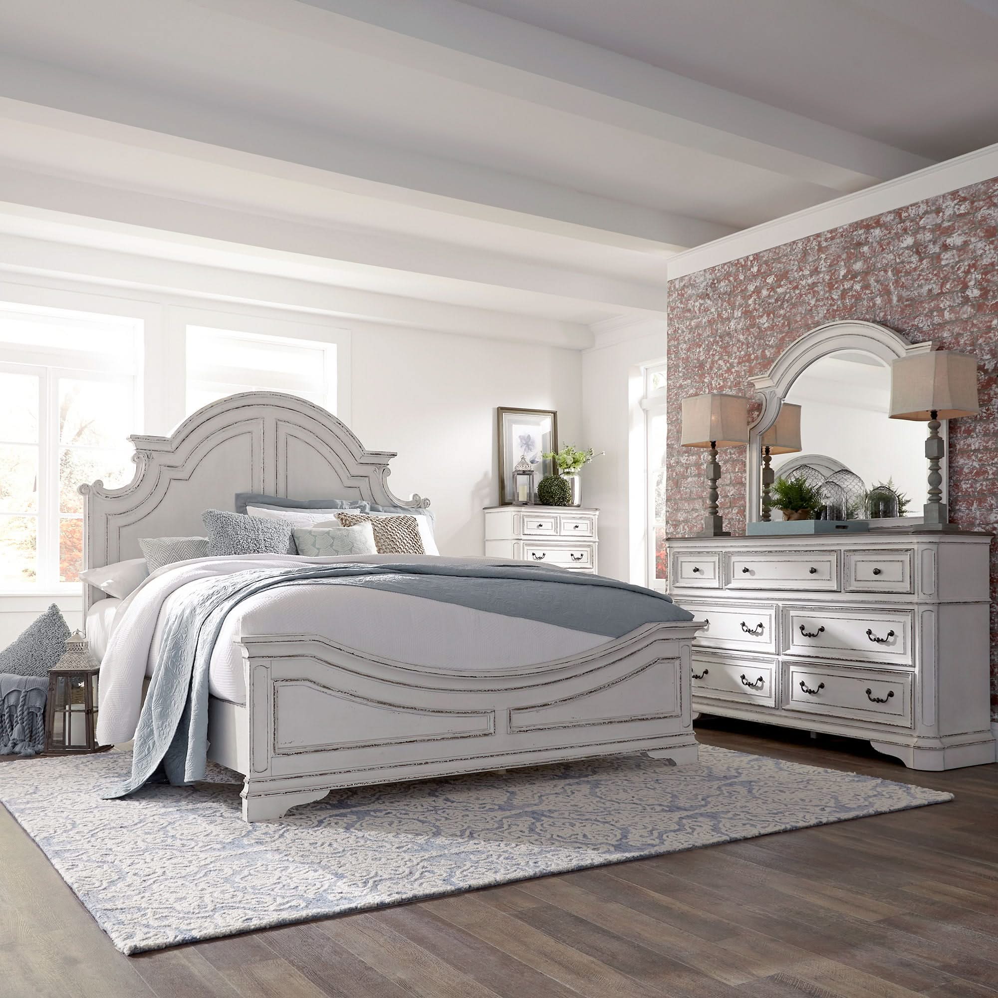 Magnolia Manor - Panel Bedroom Set - Image 6