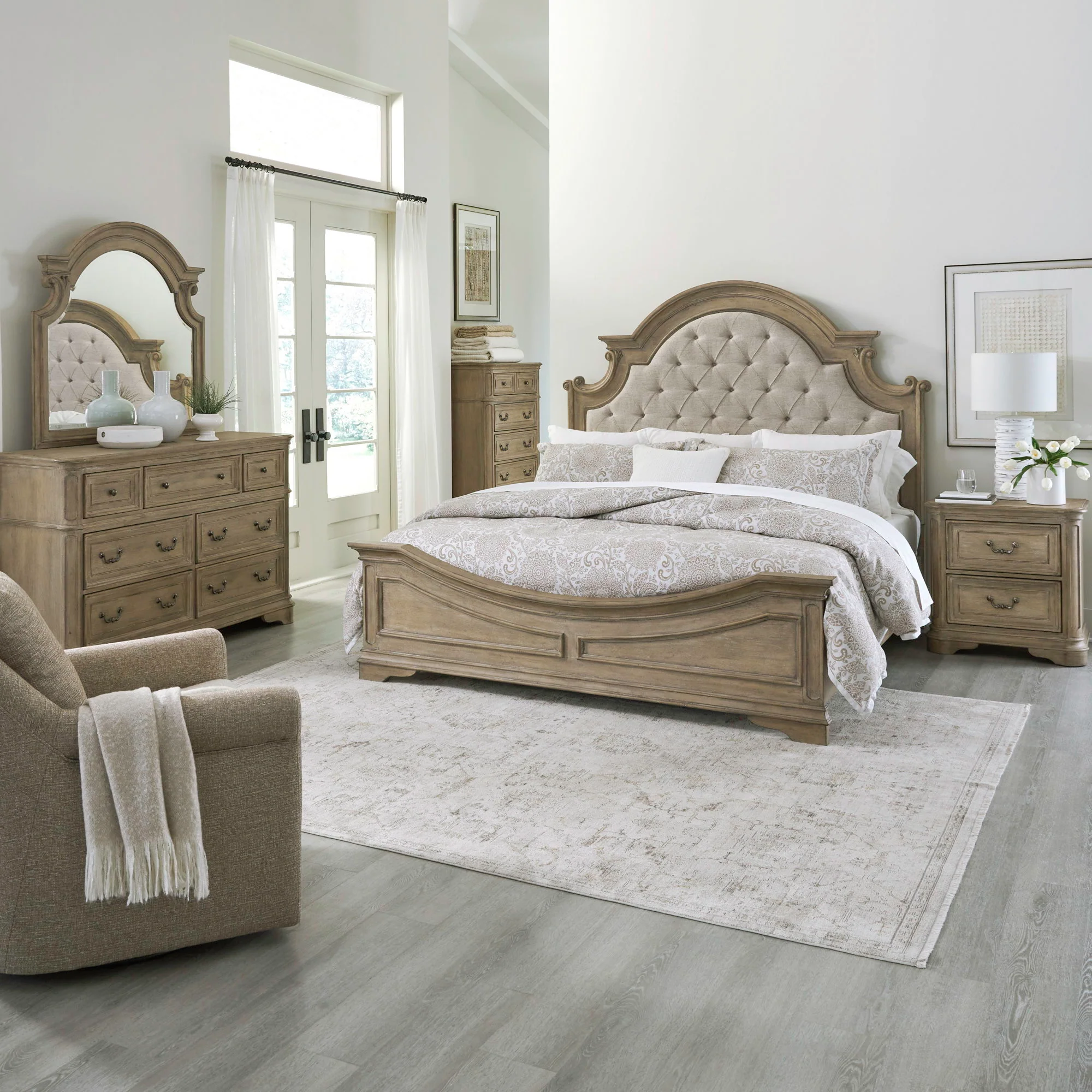 Magnolia Manor - Upholstered Bedroom Set - Image 10
