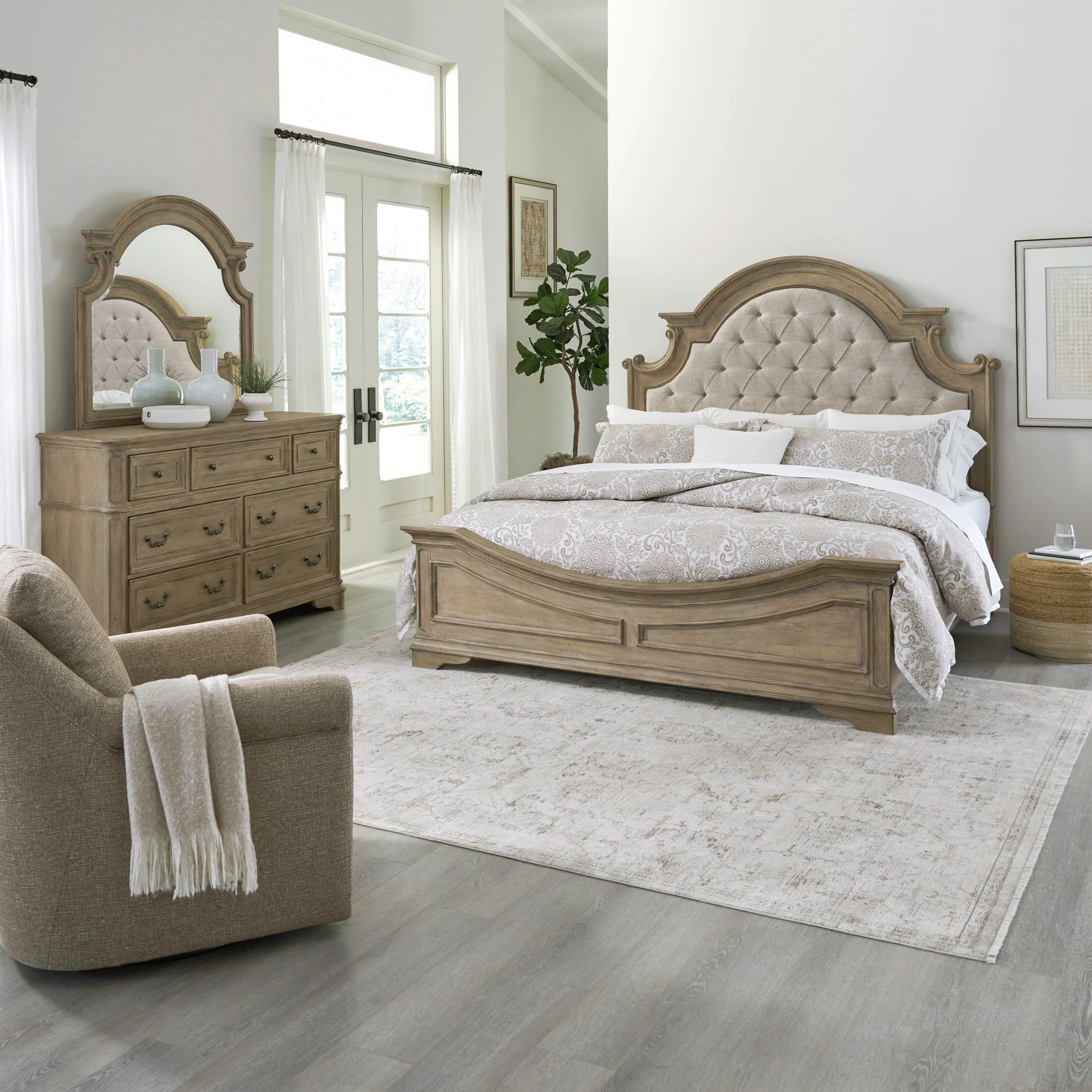 Magnolia Manor - Upholstered Bedroom Set - Image 14