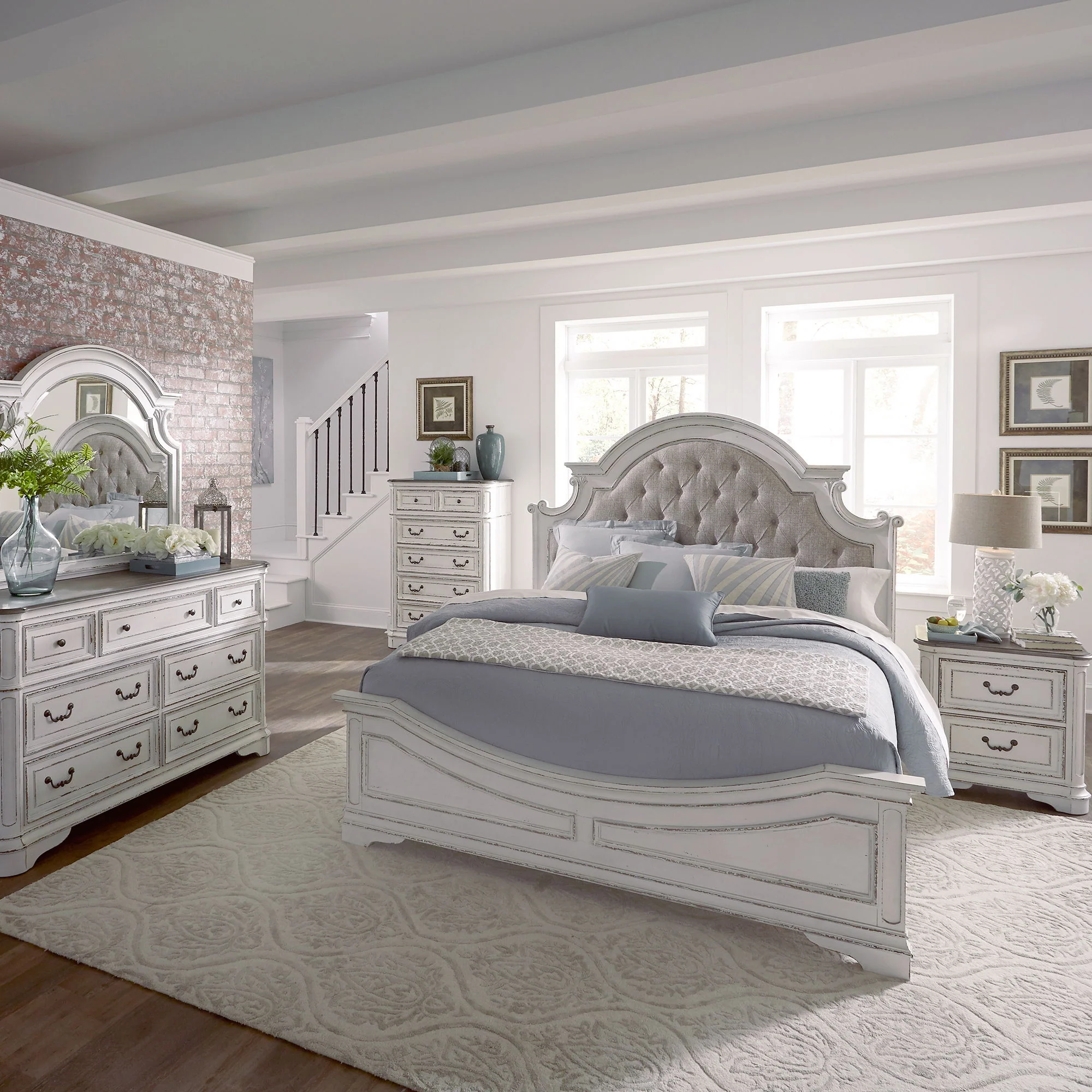 Magnolia Manor - Upholstered Bedroom Set - Image 15