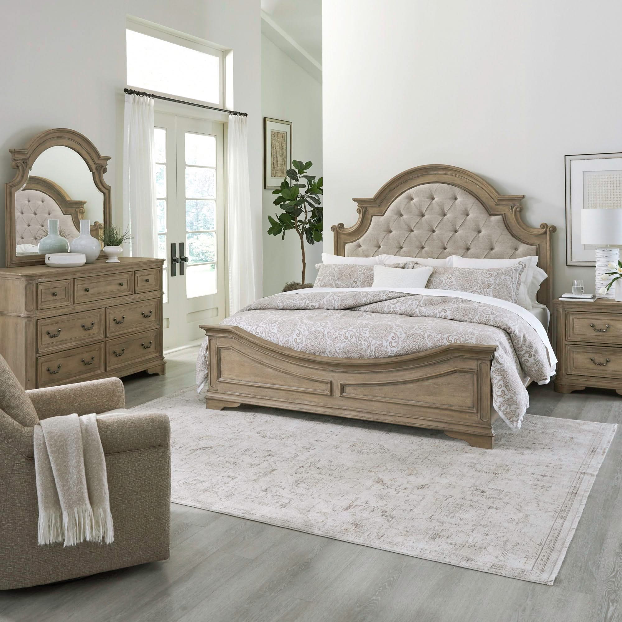 Magnolia Manor - Upholstered Bedroom Set - Image 16