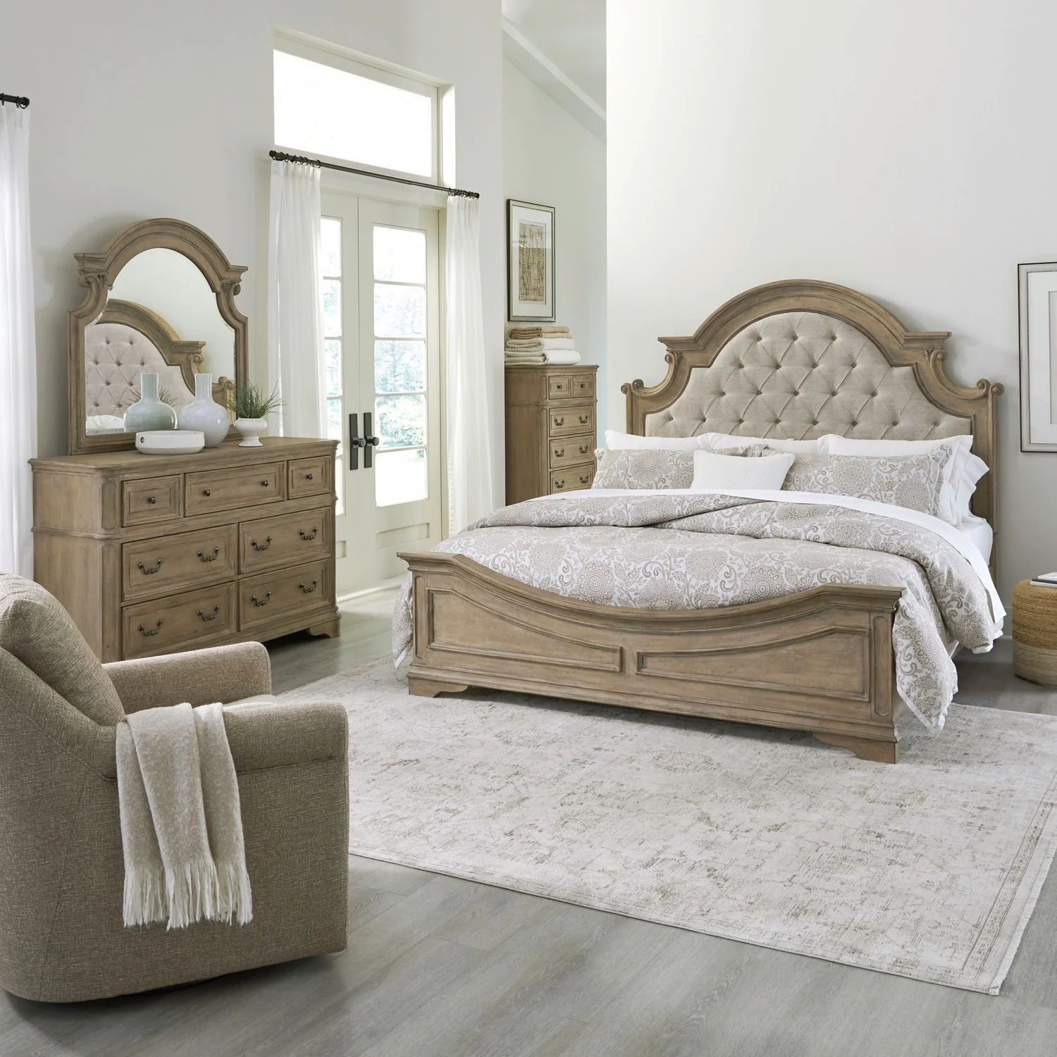 Magnolia Manor - Upholstered Bedroom Set - Image 2