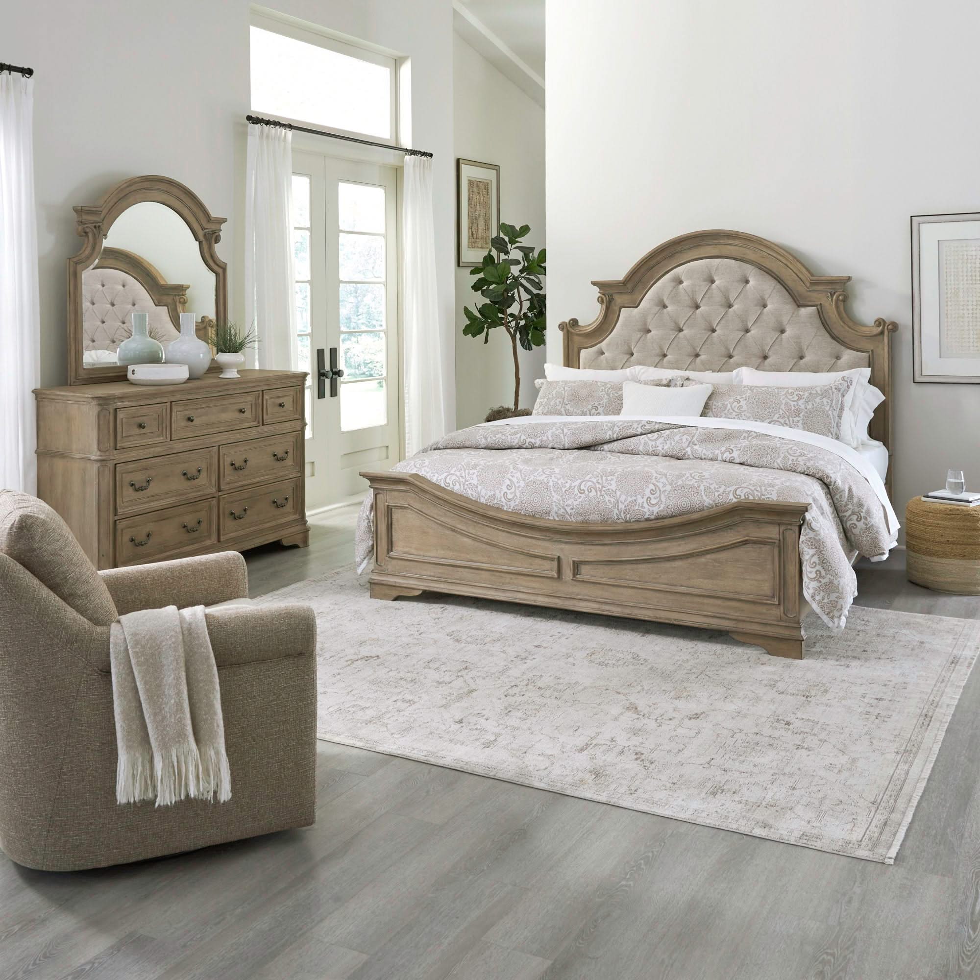 Magnolia Manor - Upholstered Bedroom Set - Image 4