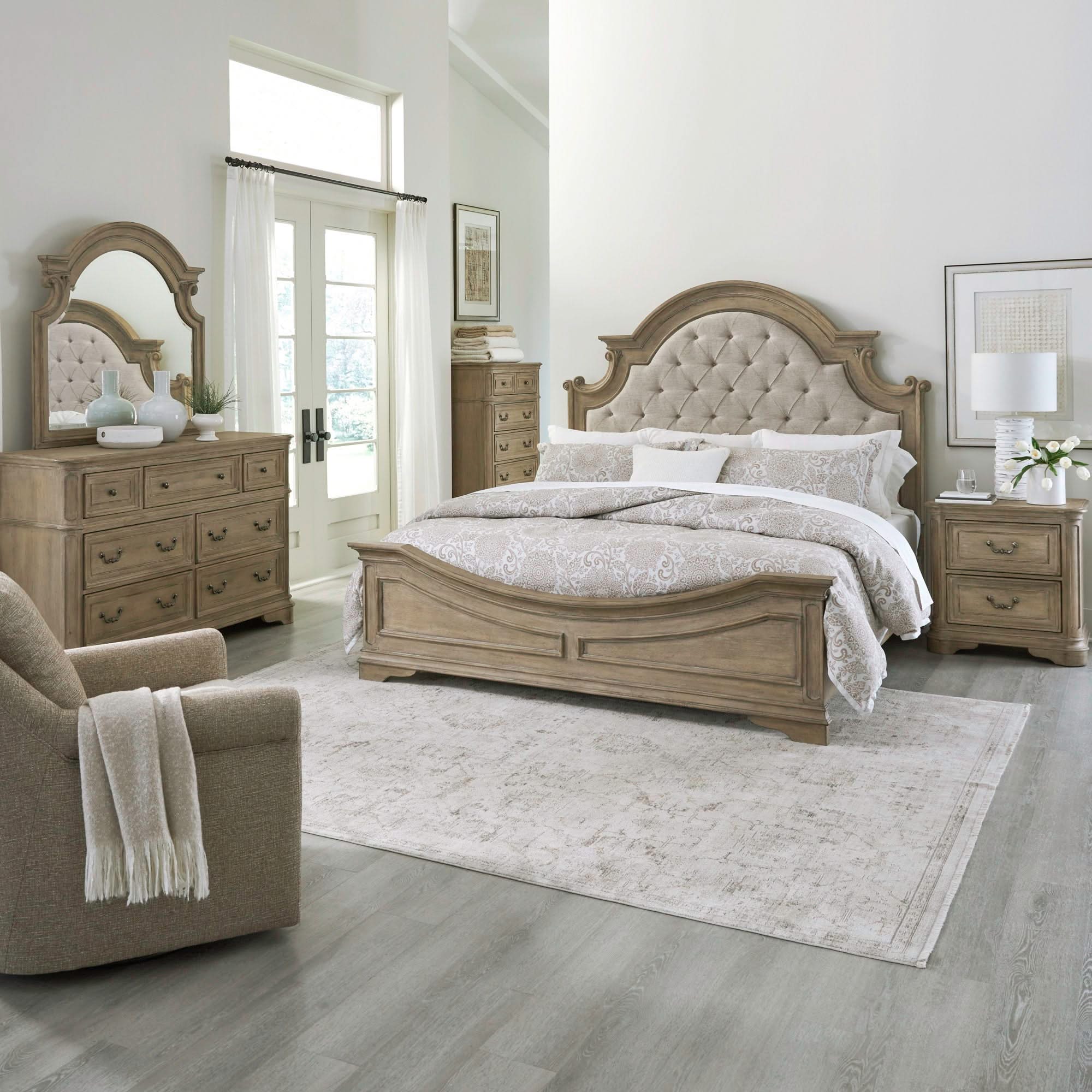 Magnolia Manor - Upholstered Bedroom Set - Image 9