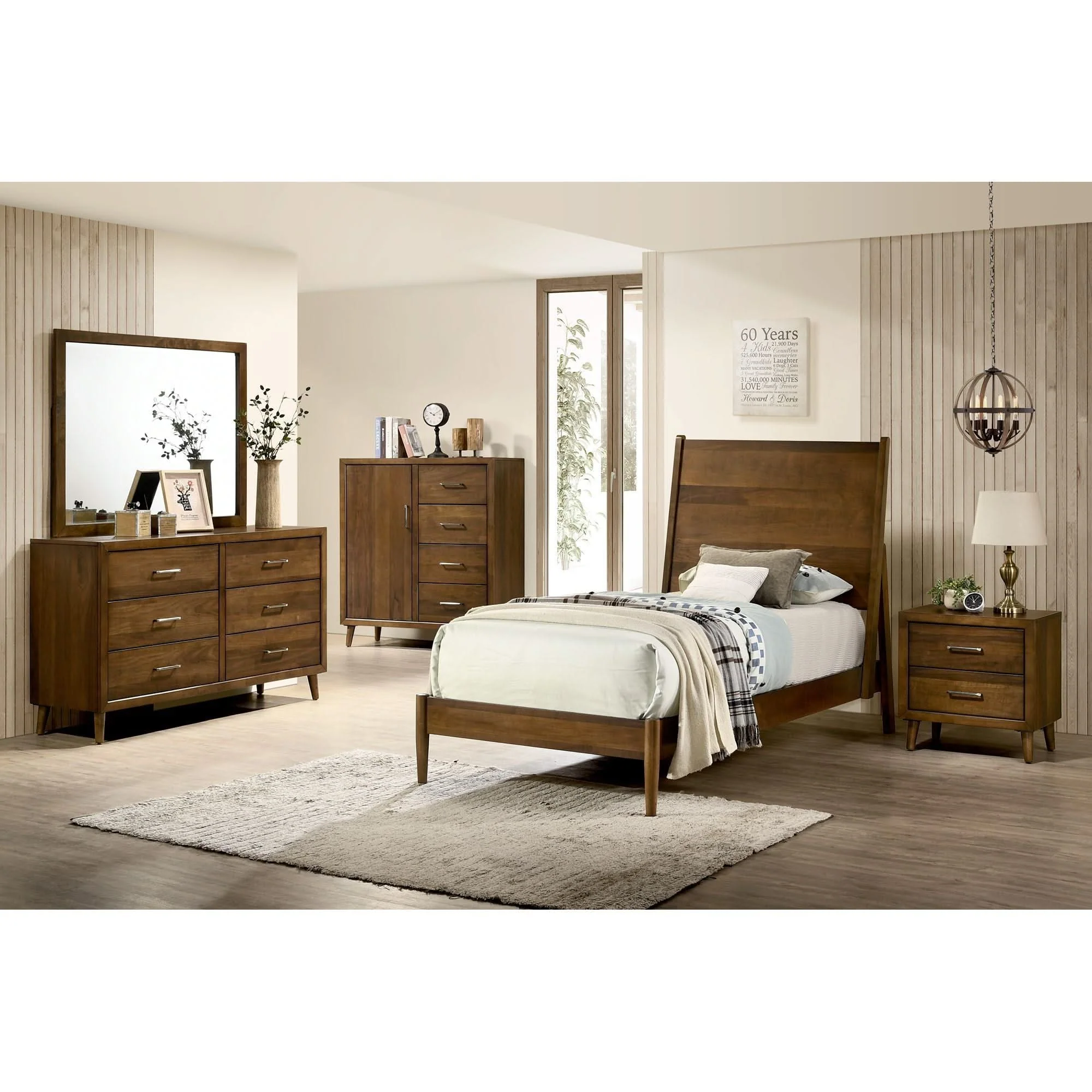 Malibu - 4-Drawer Chest - Walnut - Image 4