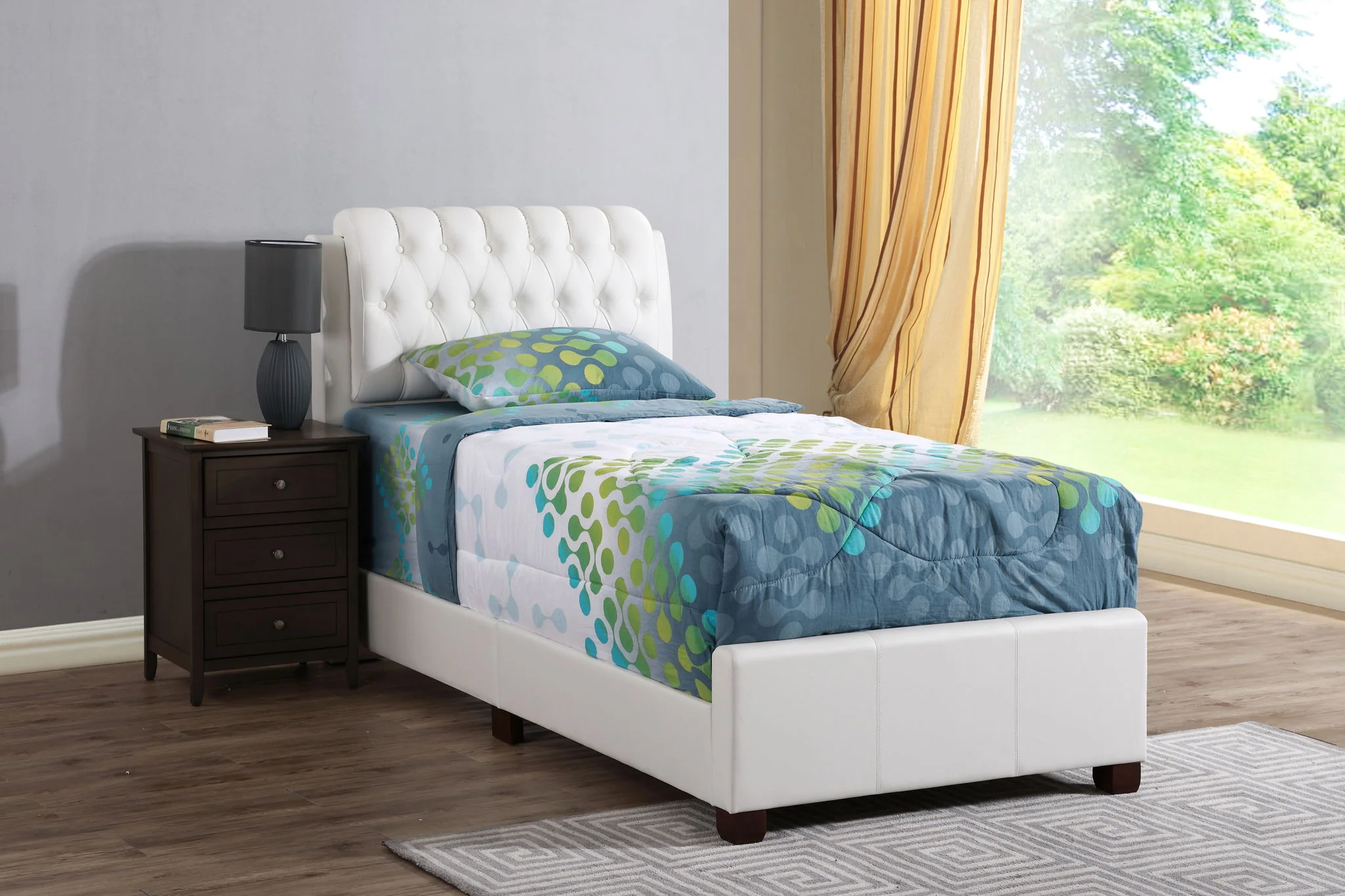 Tufted Upholstered Bed - Image 2