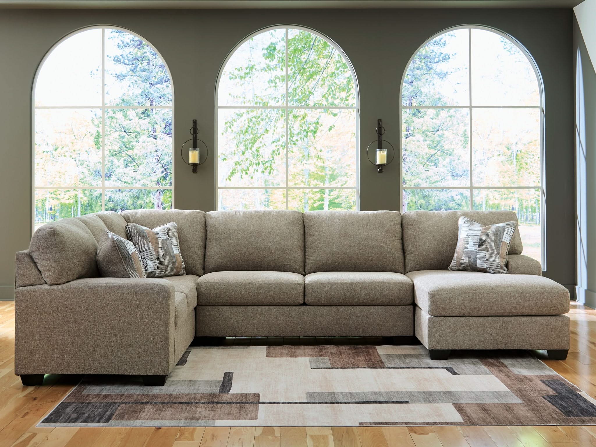 Newellen - Sectional - Image 6