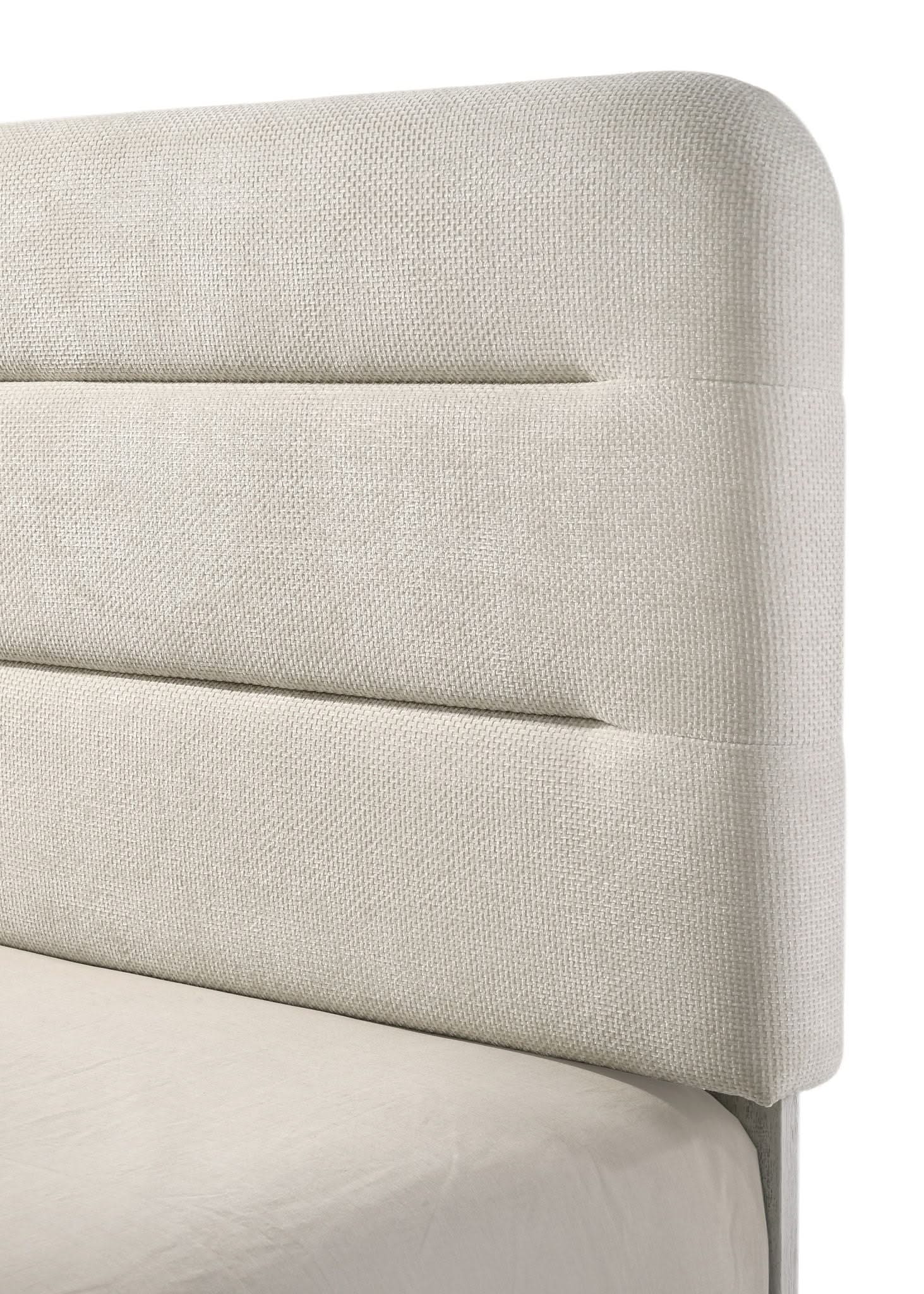 Nyomi - Upholstered King Bed - White - Image 2