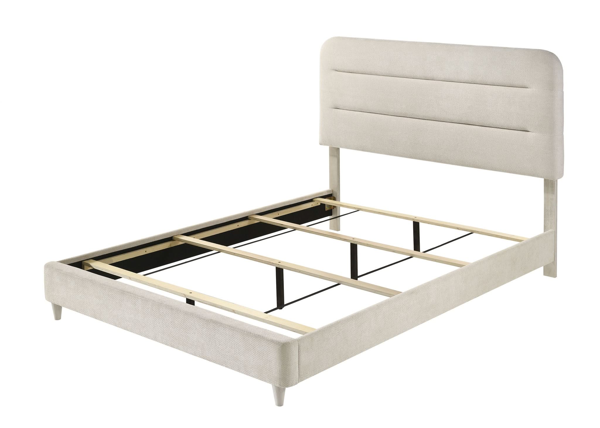 Nyomi - Upholstered Queen Bed - White - Image 4