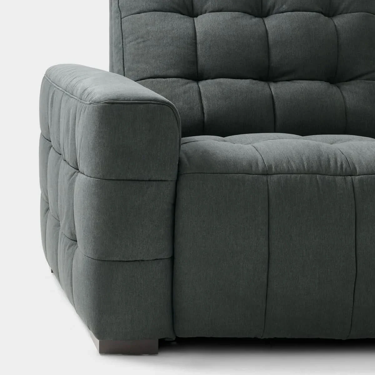 Peyton Pepper Charcoal 6-Piece Power Reclining Sectional with Storage Console and USB Charging - Image 6