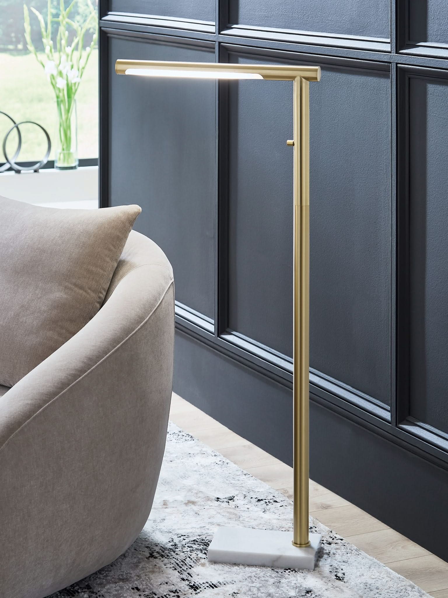 Santiford - Metal Floor Lamp - Gold Finish / White - Image 3
