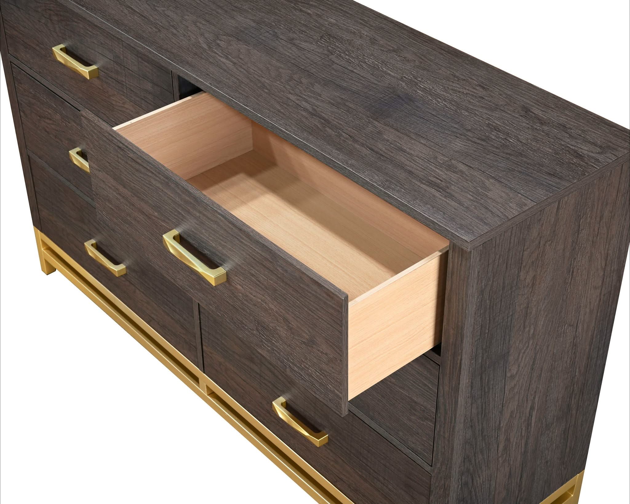 Trevor - Dresser - Brown - Image 3