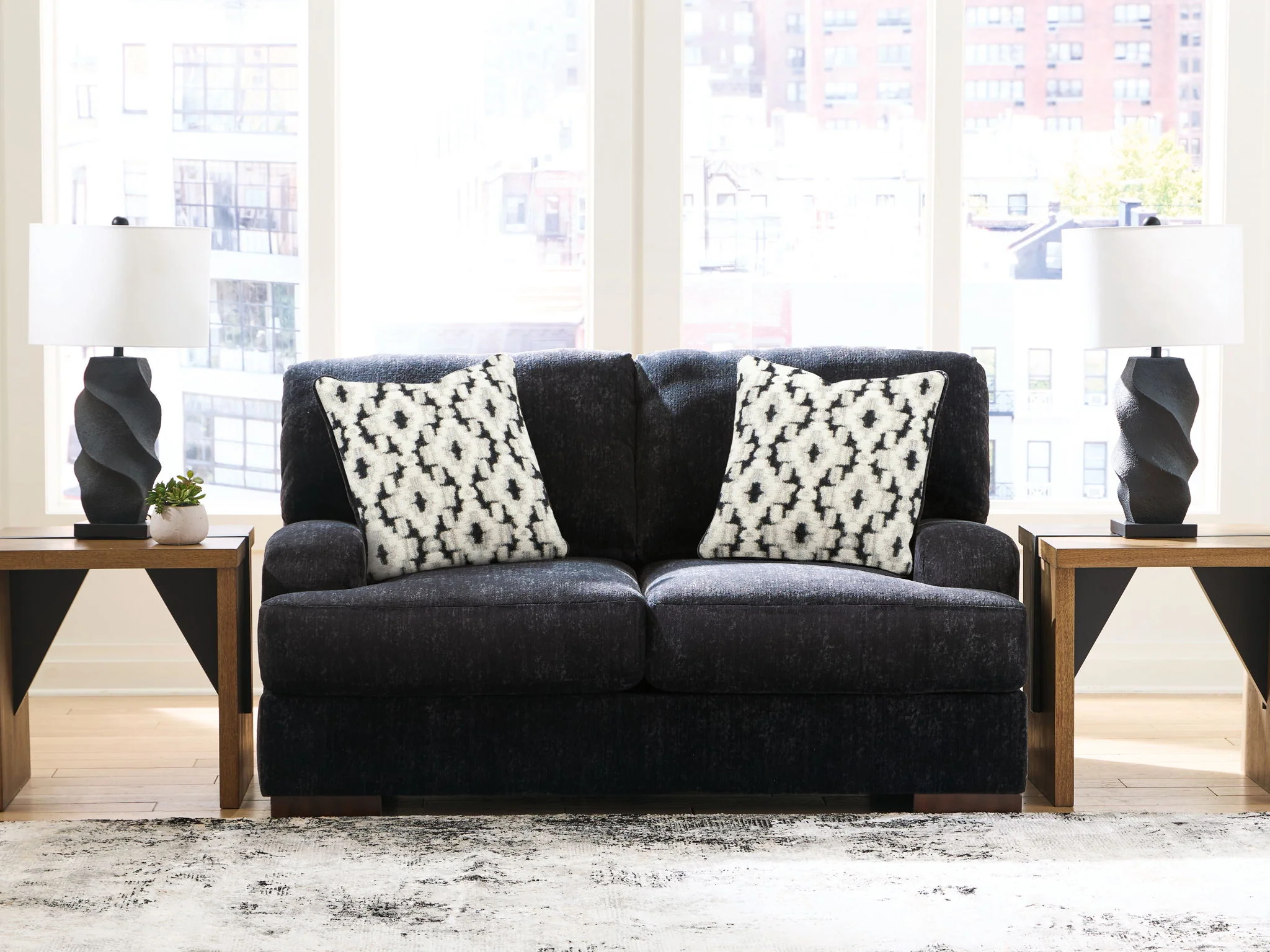 Whitmore Manor - Loveseat - Black Pearl - Image 2