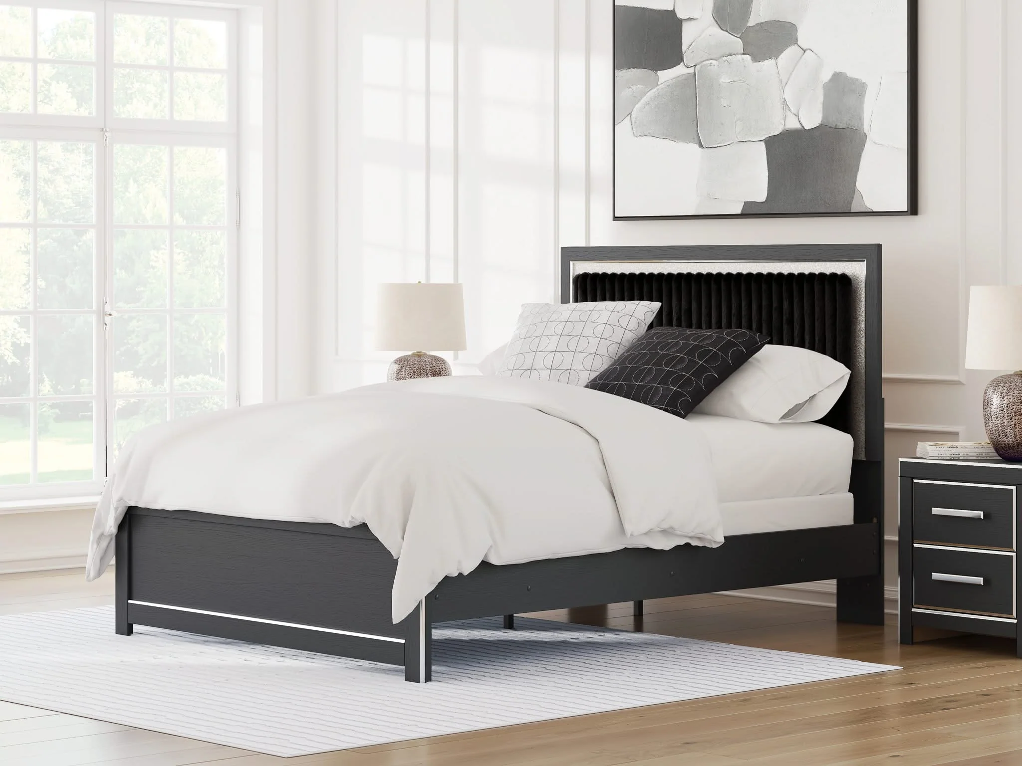 Zuraleus - Upholstered Panel Bed - Image 8